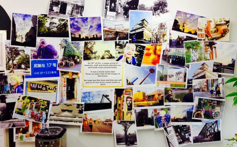 イギリス英語学校のイベントで大阪をカメラを持ってウォーキング